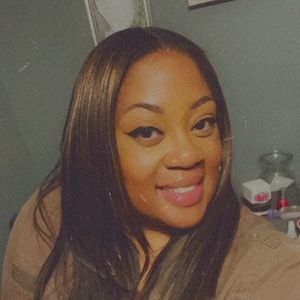 Meet your Posher, Danielle